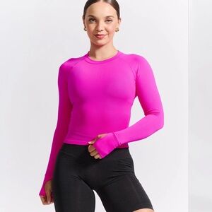 Seamless Long Sleeve Baby Tee- NEVER WORN